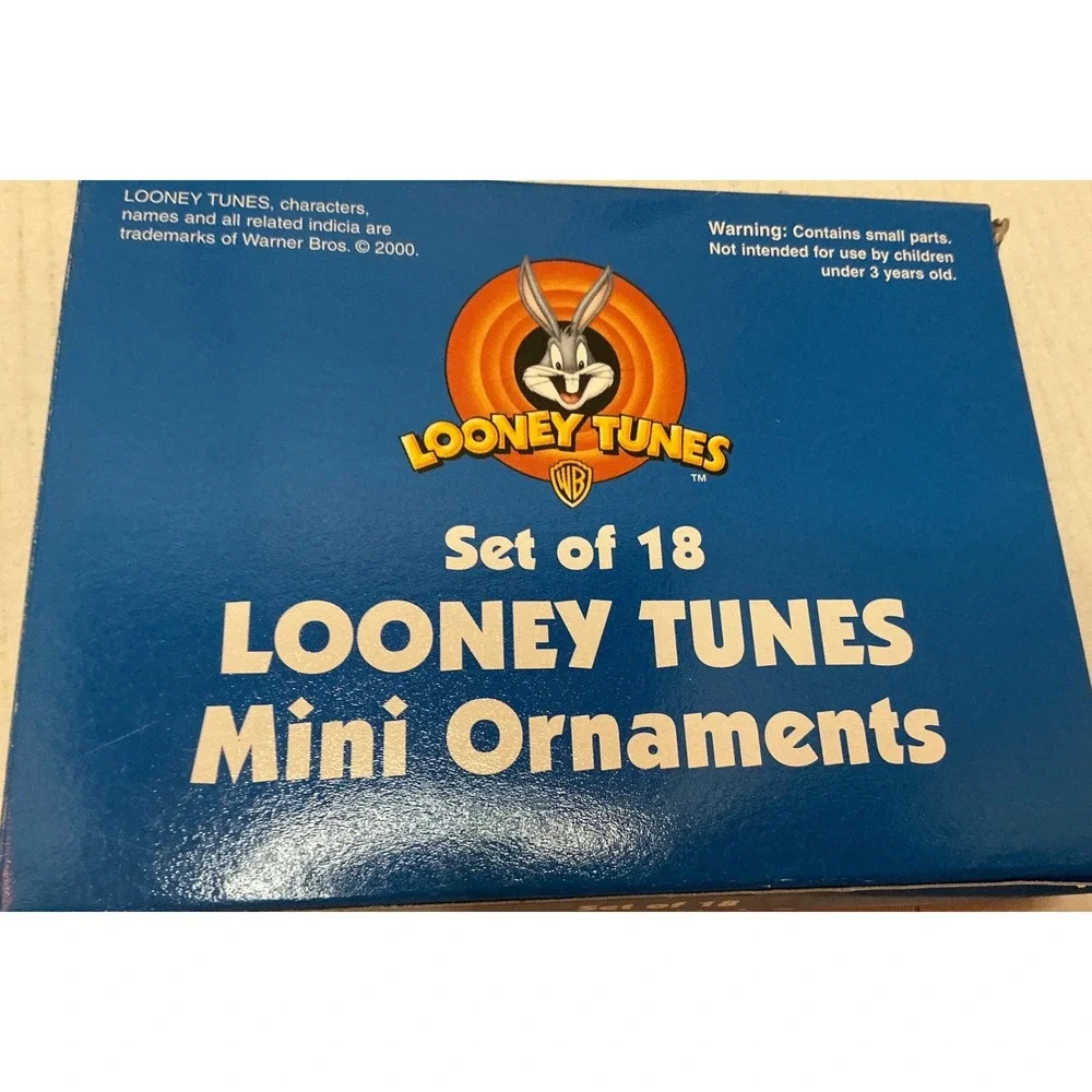Looney Tunes Vintage 2000 Mini Ornaments Set of 18 Bugs Tweety Taz Y2K Holiday